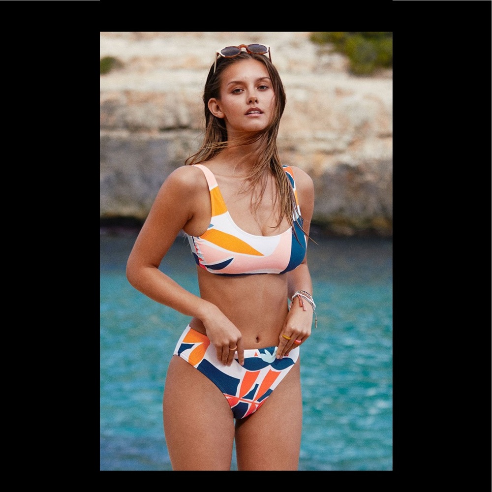 Abstract bikini